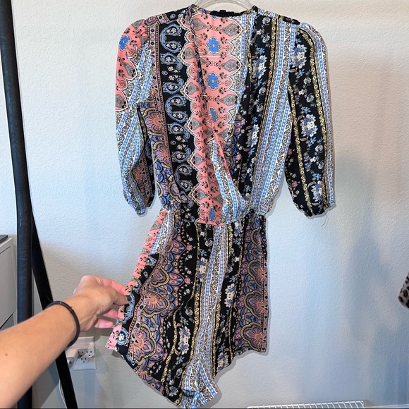 Romper - Picture 1 of 5